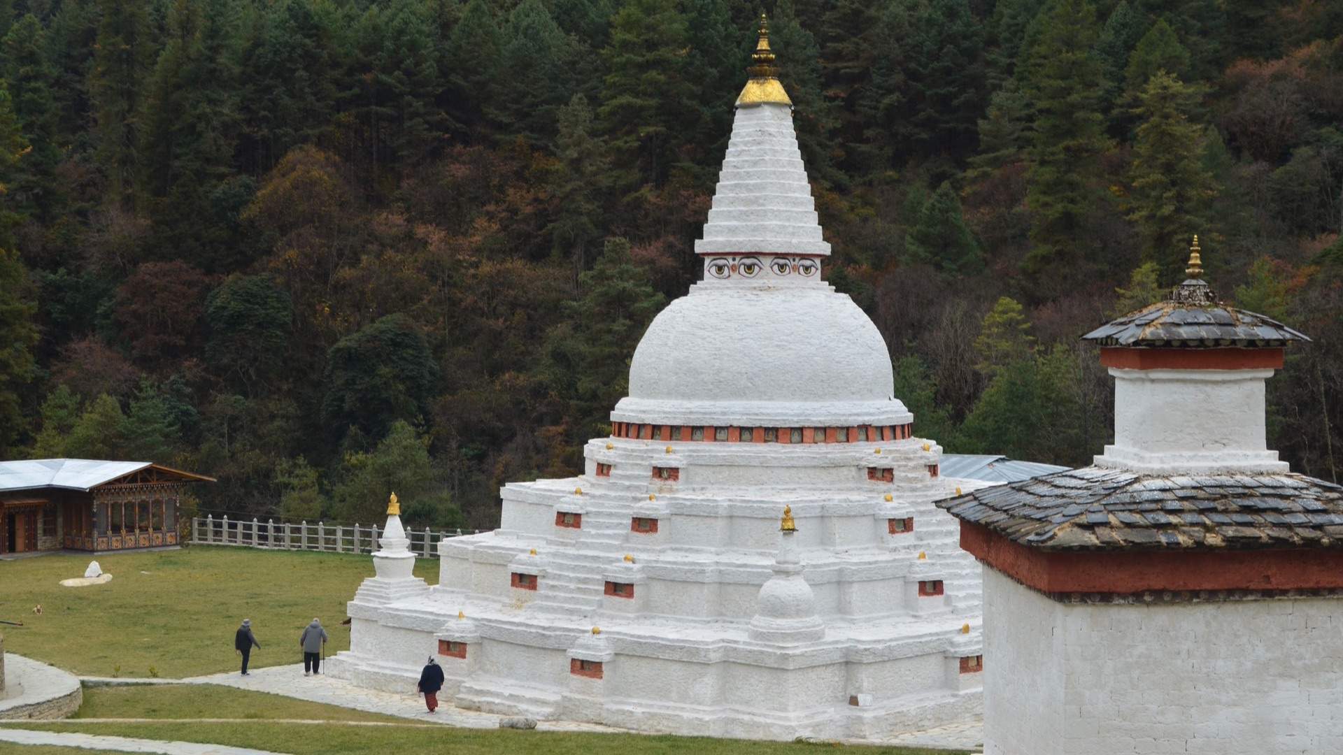 Chendebji Chorten, Trongsa