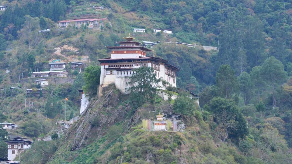 Lhuentse Dzong